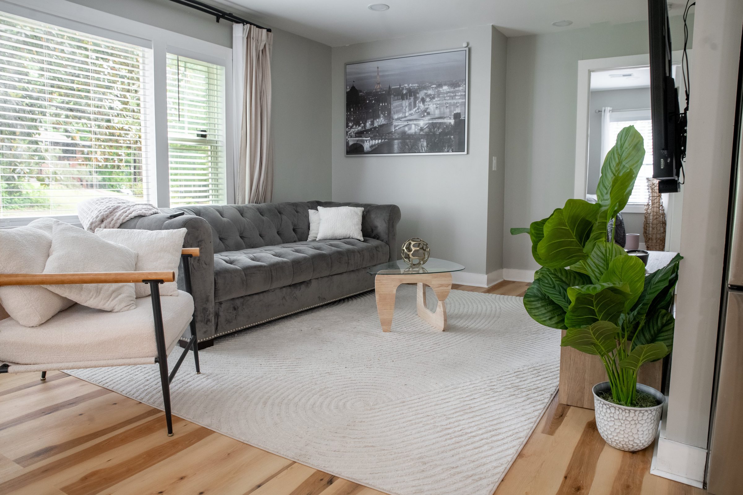 Lounge with Chesterfield sofa